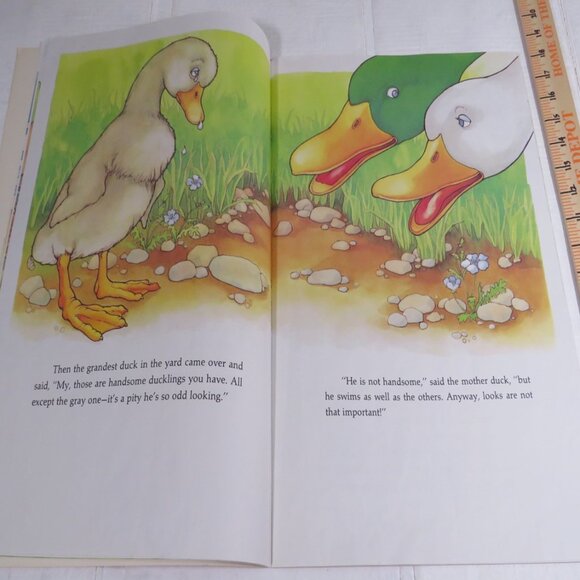 The Ugly Duckling BIG BOOK (almost 2 feet tall) Classroom - Picture 6 of 12